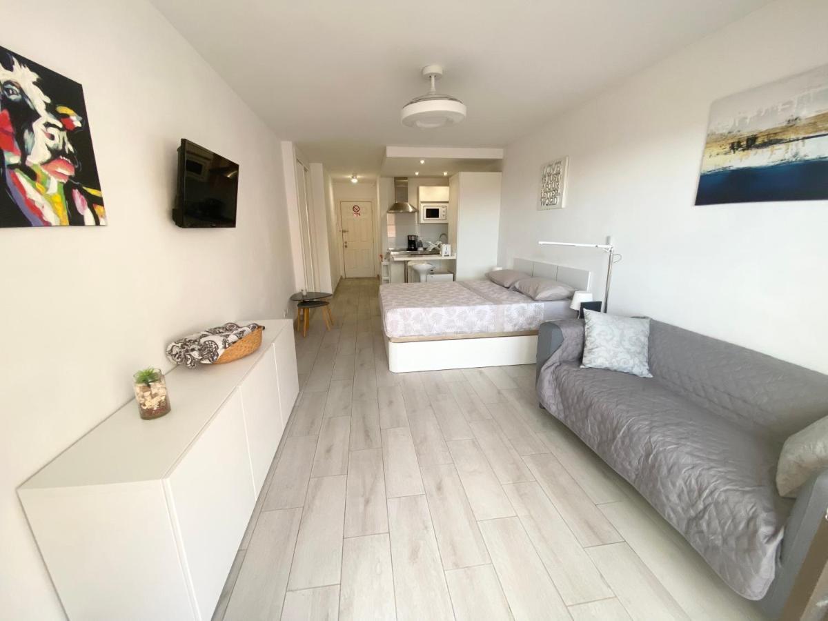 Floor, Panoramic Studio, Heated Pool *