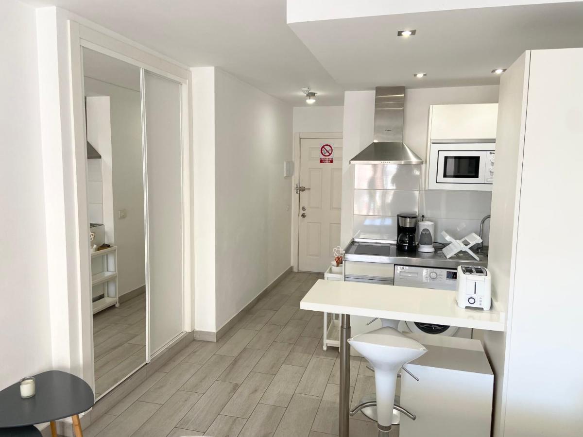 Floor, Panoramic Studio, Heated Pool * Los Cristianos (Tenerife)